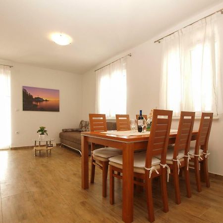 4 Stars Apartments-Pikula Fažana Exteriér fotografie