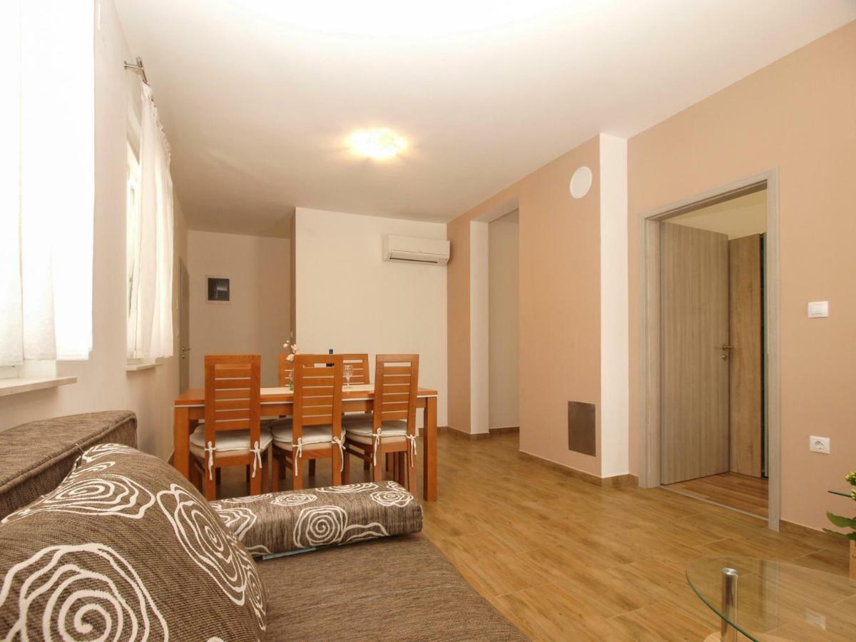 4 Stars Apartments-Pikula Fažana Exteriér fotografie