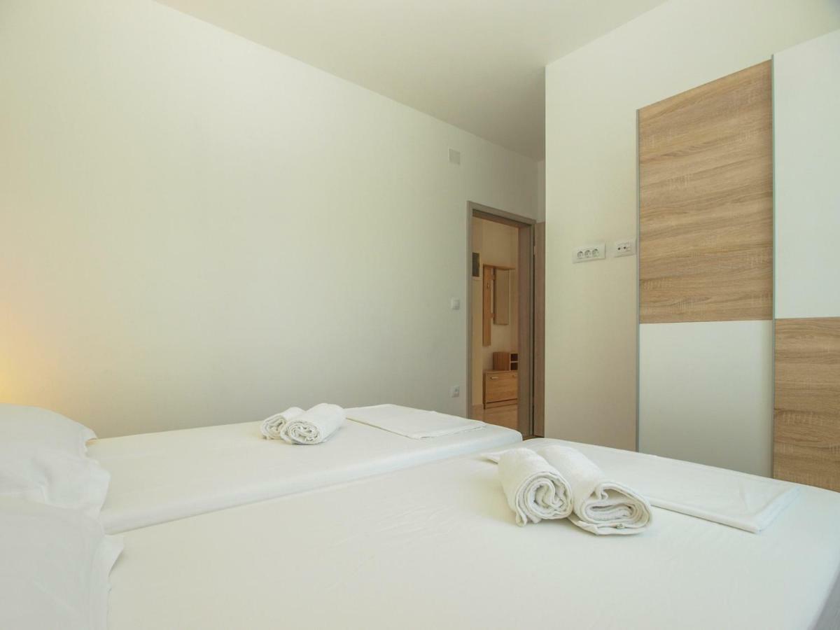 4 Stars Apartments-Pikula Fažana Exteriér fotografie