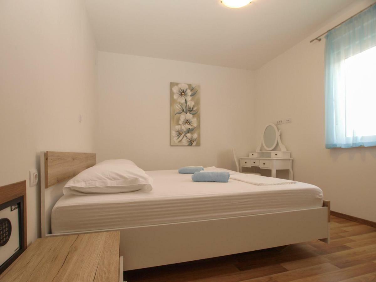 4 Stars Apartments-Pikula Fažana Exteriér fotografie