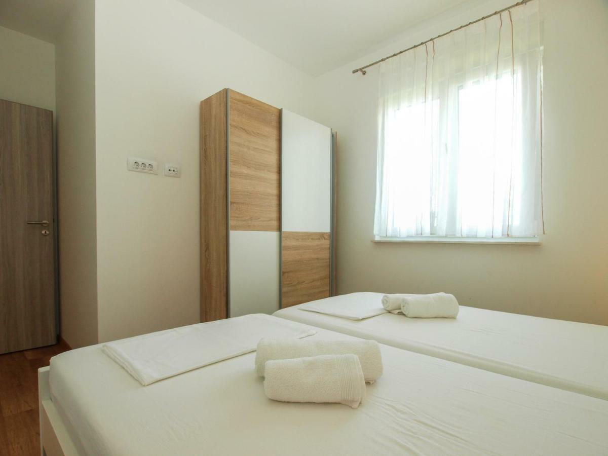 4 Stars Apartments-Pikula Fažana Exteriér fotografie