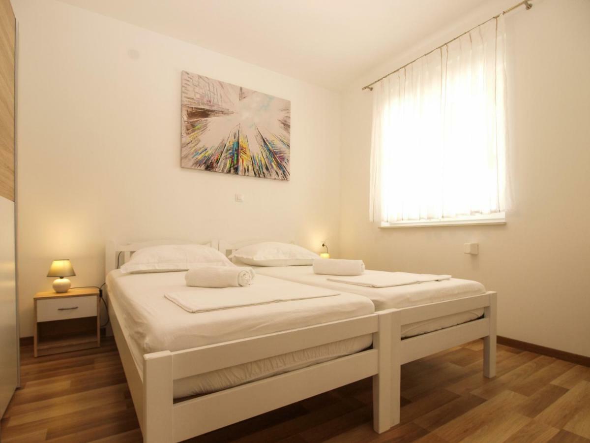 4 Stars Apartments-Pikula Fažana Exteriér fotografie