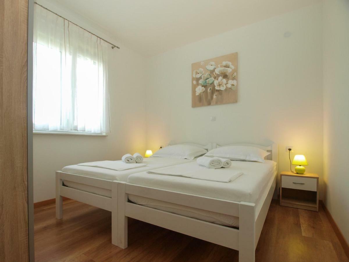 4 Stars Apartments-Pikula Fažana Exteriér fotografie