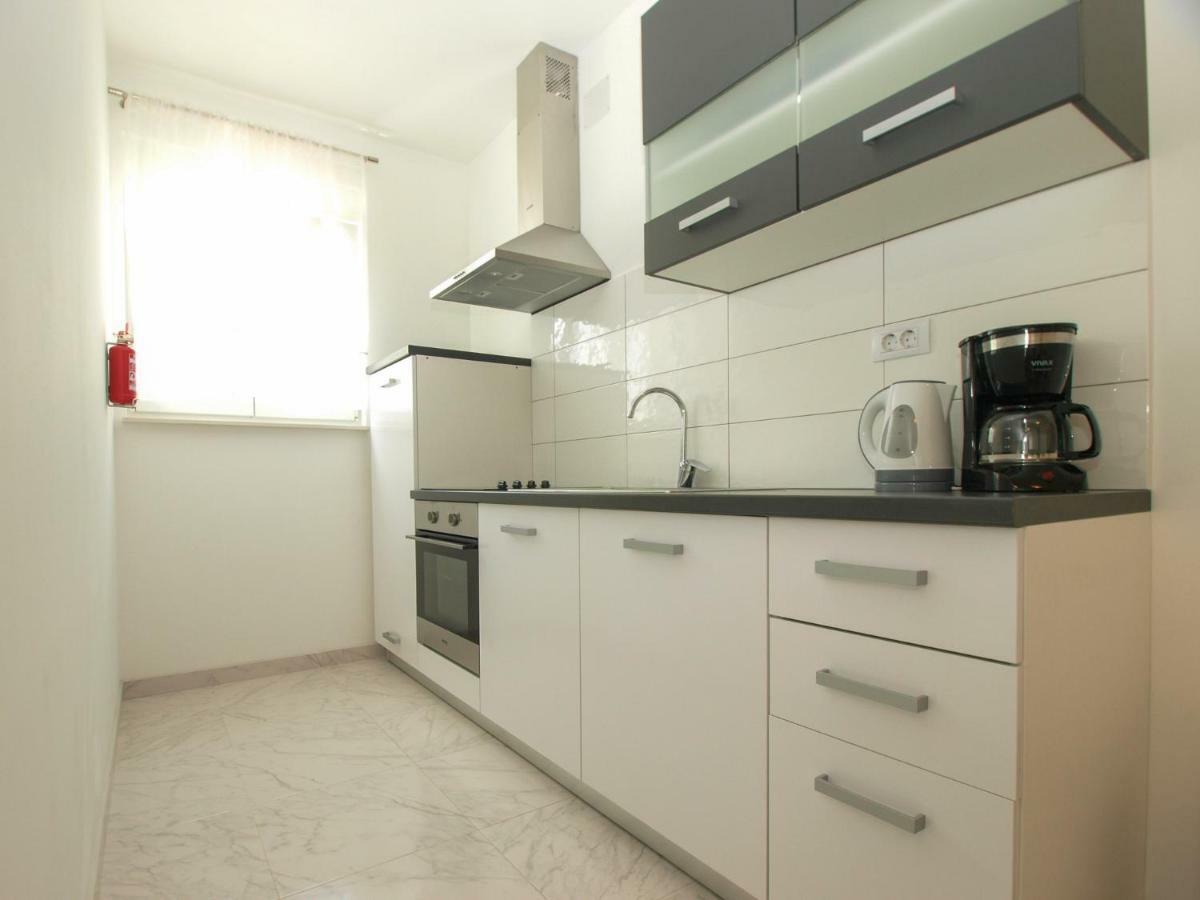 4 Stars Apartments-Pikula Fažana Exteriér fotografie