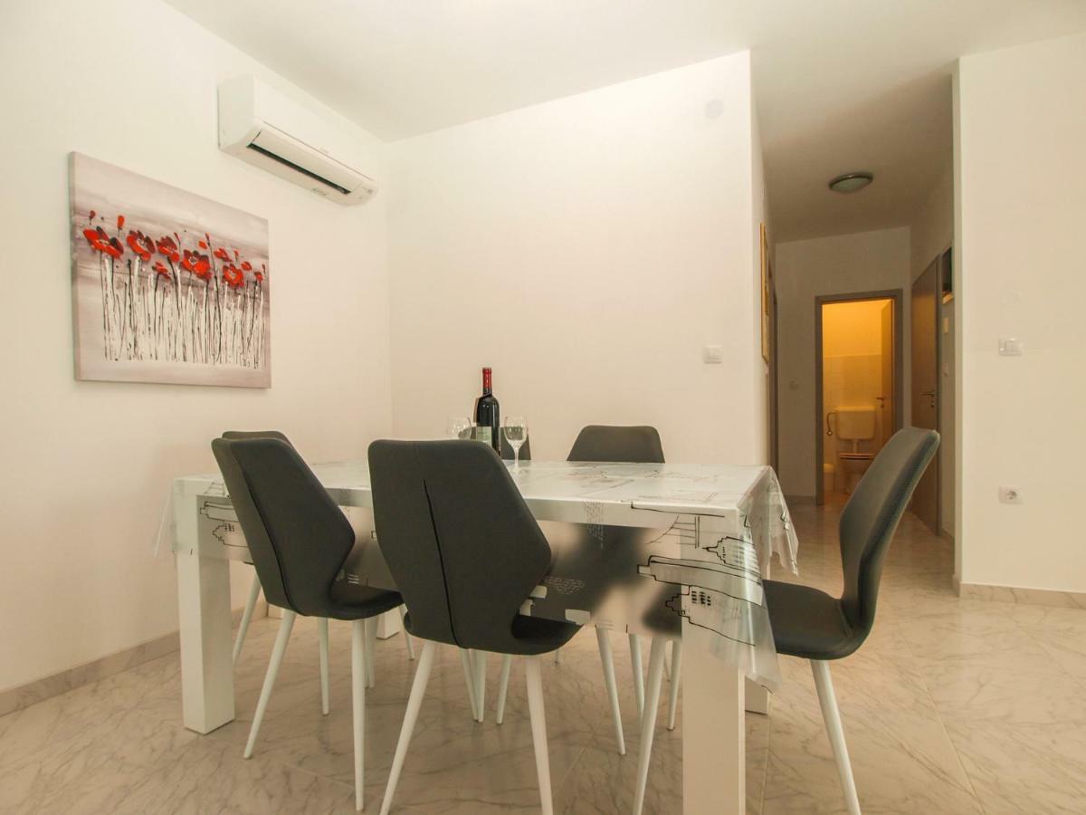 4 Stars Apartments-Pikula Fažana Exteriér fotografie