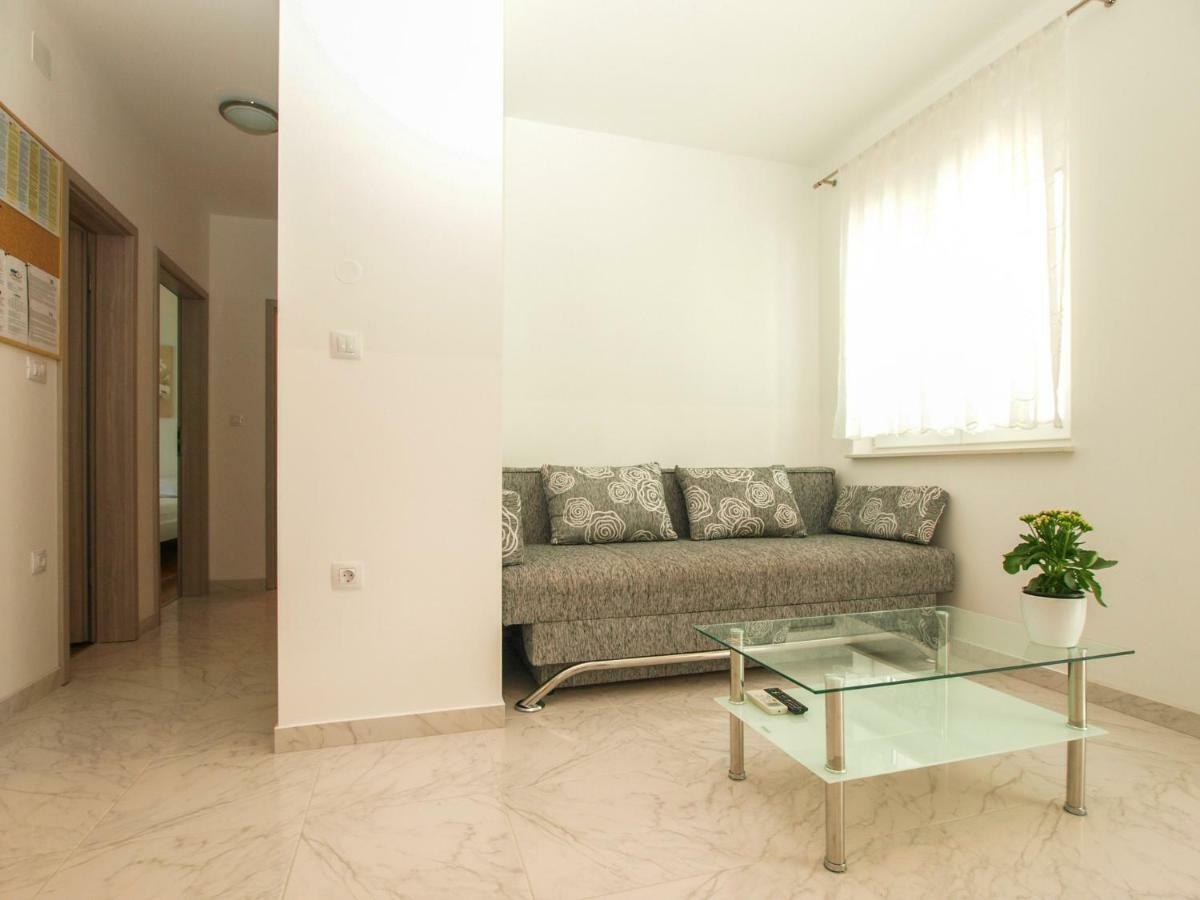 4 Stars Apartments-Pikula Fažana Exteriér fotografie