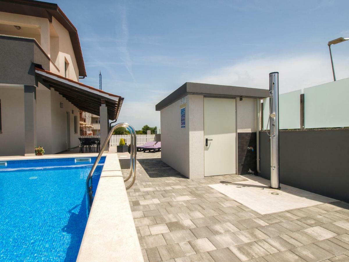 4 Stars Apartments-Pikula Fažana Exteriér fotografie