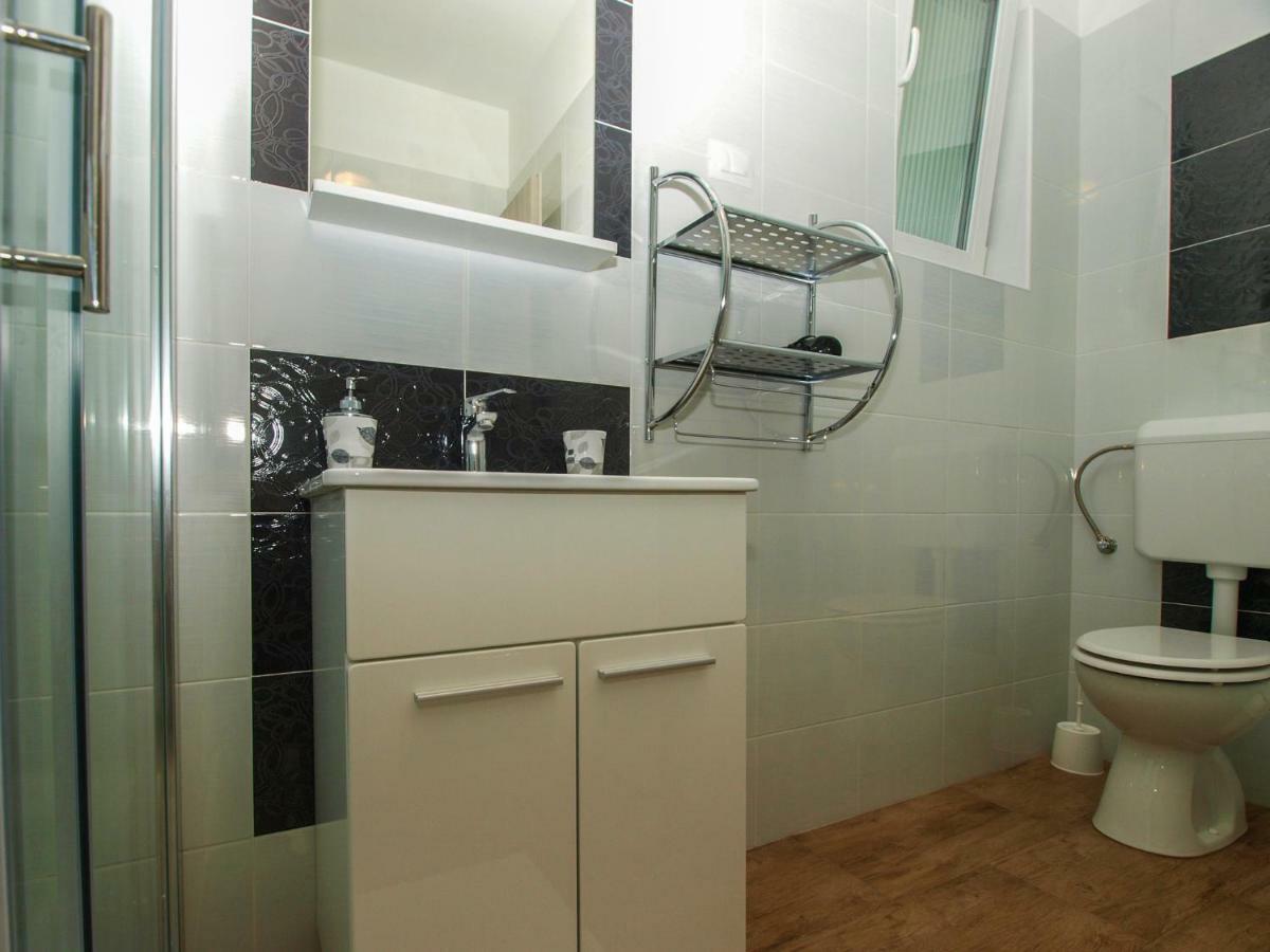 4 Stars Apartments-Pikula Fažana Exteriér fotografie