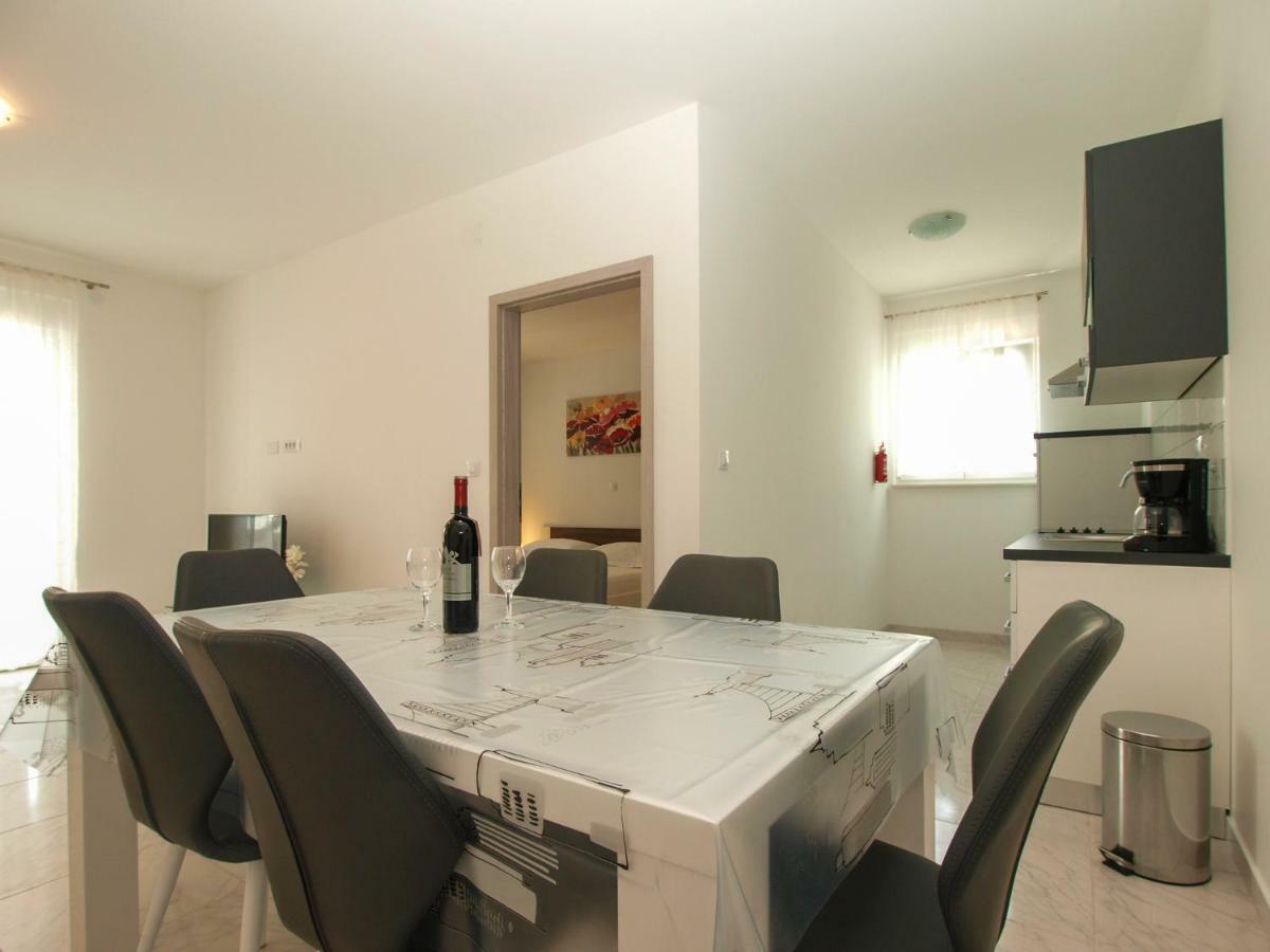 4 Stars Apartments-Pikula Fažana Exteriér fotografie